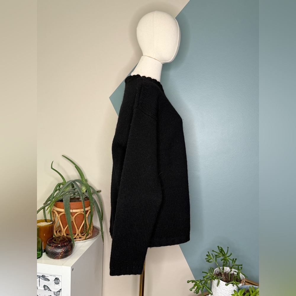 J.Crew Black 100% Wool Crewneck Sweater Women’s M Classic Minimal Knit - Picture 4 of 12